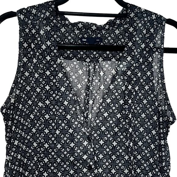 Gap Womens Sleeveless Blouse V-Neck Sheer Tank Top, Blue XS NWOT - Picture 3 of 9